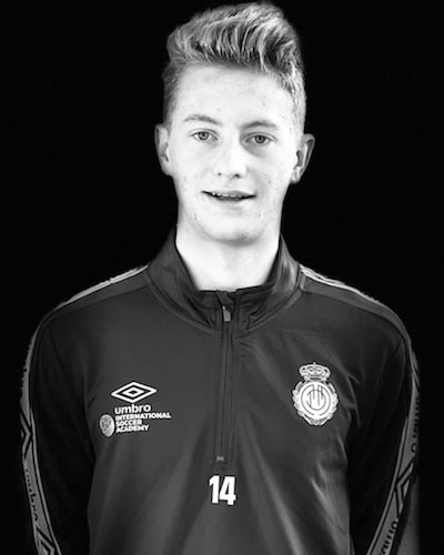 international-soccer-academy-enzo-parker