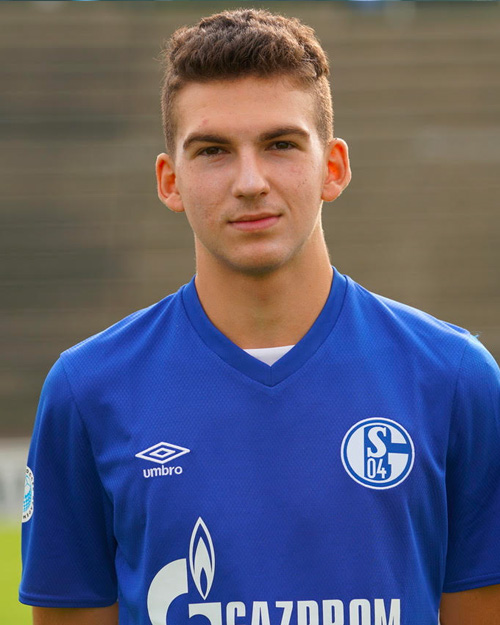 international-soccer-academy-schalke-player-alex-cole