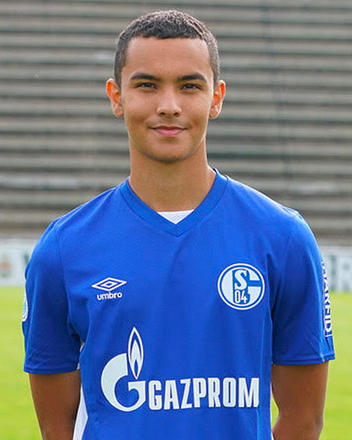 international-soccer-academy-schalke-player-jaime-villanueva