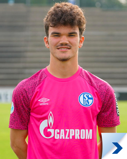international-soccer-academy-schalke-player-cameron-hein-cta