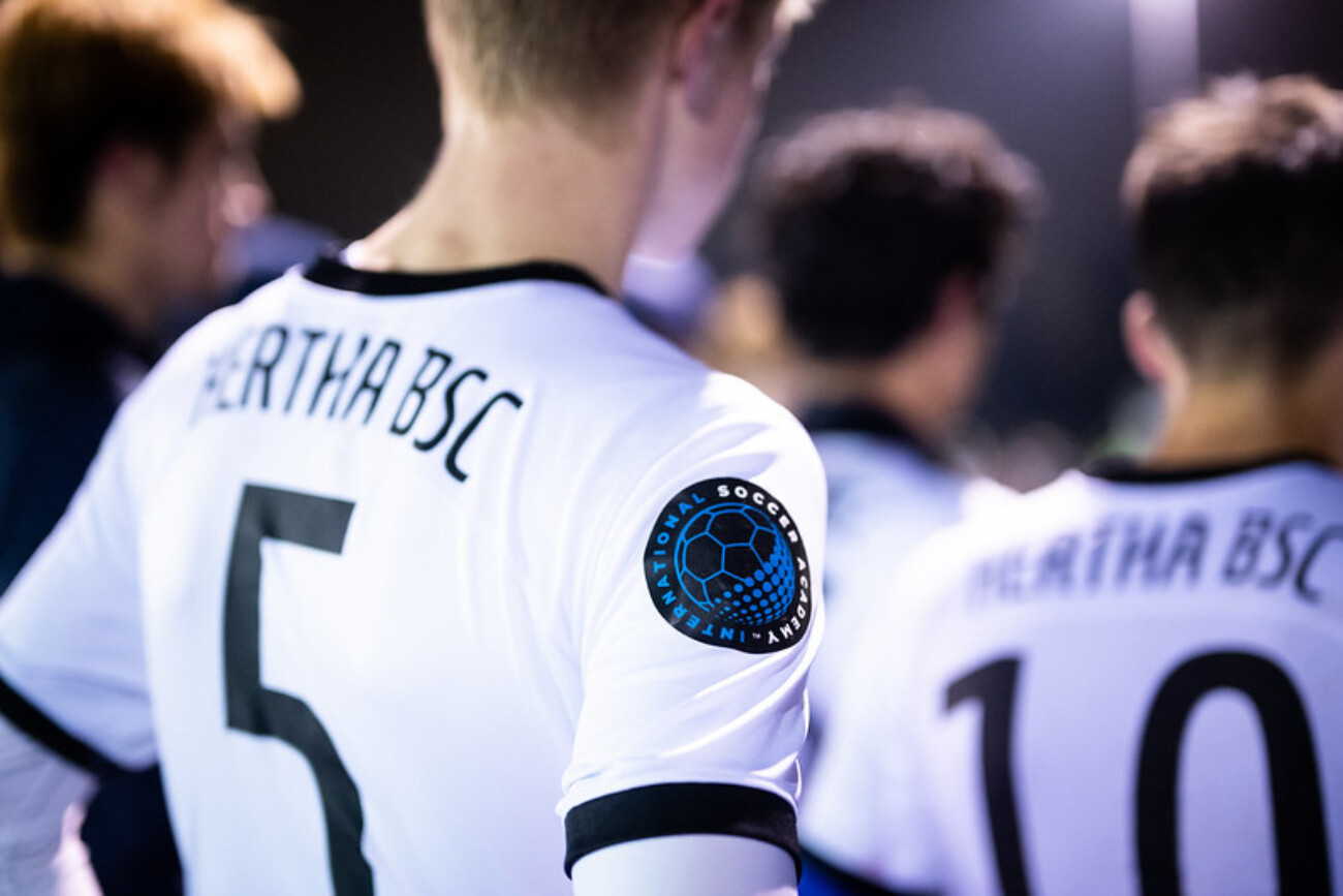 international soccer academy hertha integrated team 2022-23 celebration2