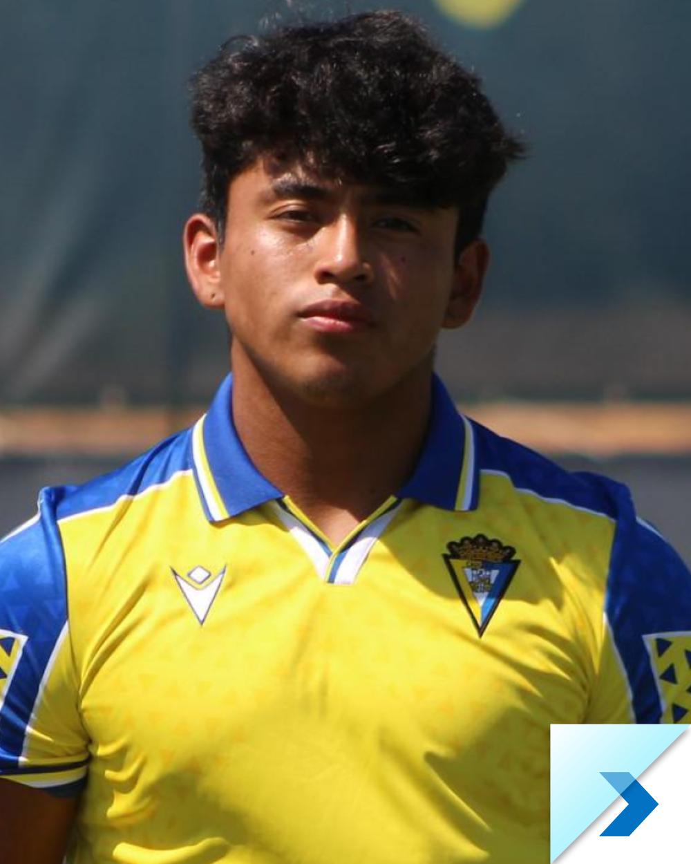 international-soccer-academy-cadiz-player-2425-Alexander-Gonzalez-a