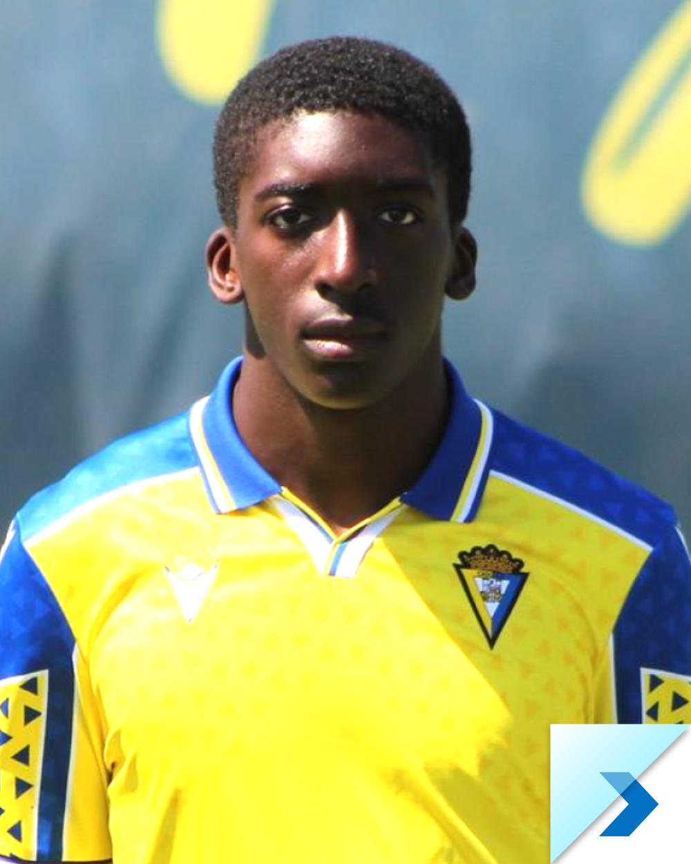international-soccer-academy-cadiz-player-2425-Hamza-Mansaray-a