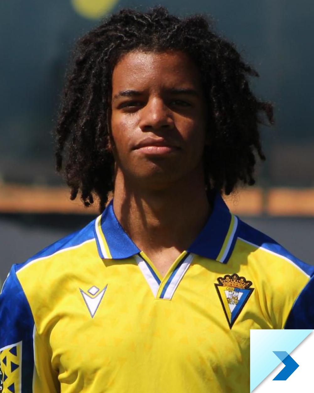 international-soccer-academy-cadiz-player-2425-Kenneth-McPherson-a