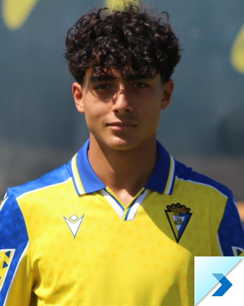 international-soccer-academy-cadiz-player-2425-Roberto-Jaimes-a