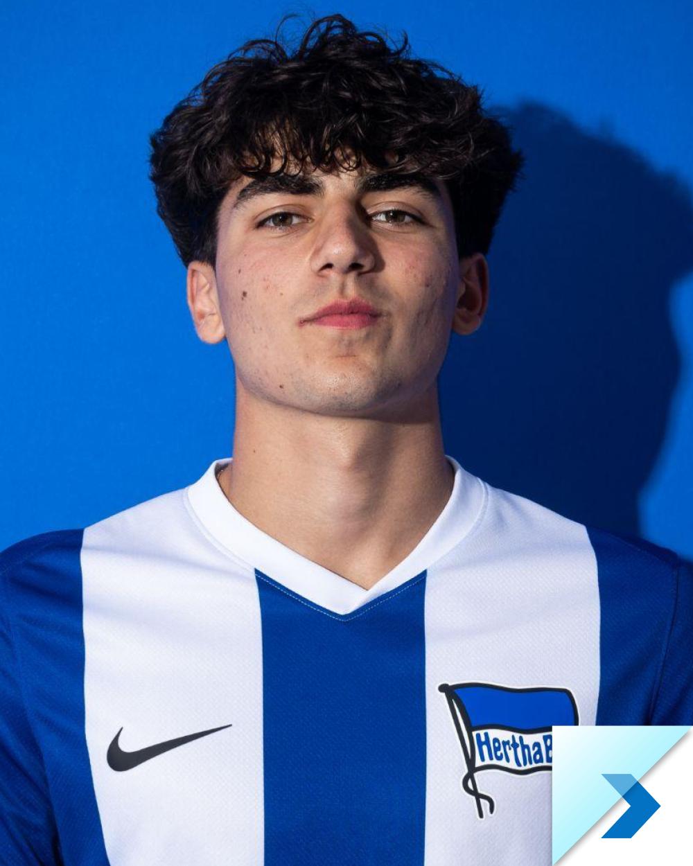 international-soccer-academy-hertha-player-2425-Gary-Grigoryan-a