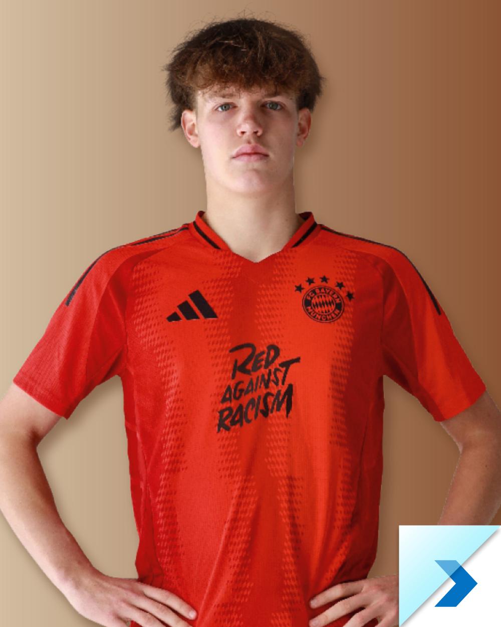 international-soccer-academy-bayern-player-02-Jakob-Hollon-a
