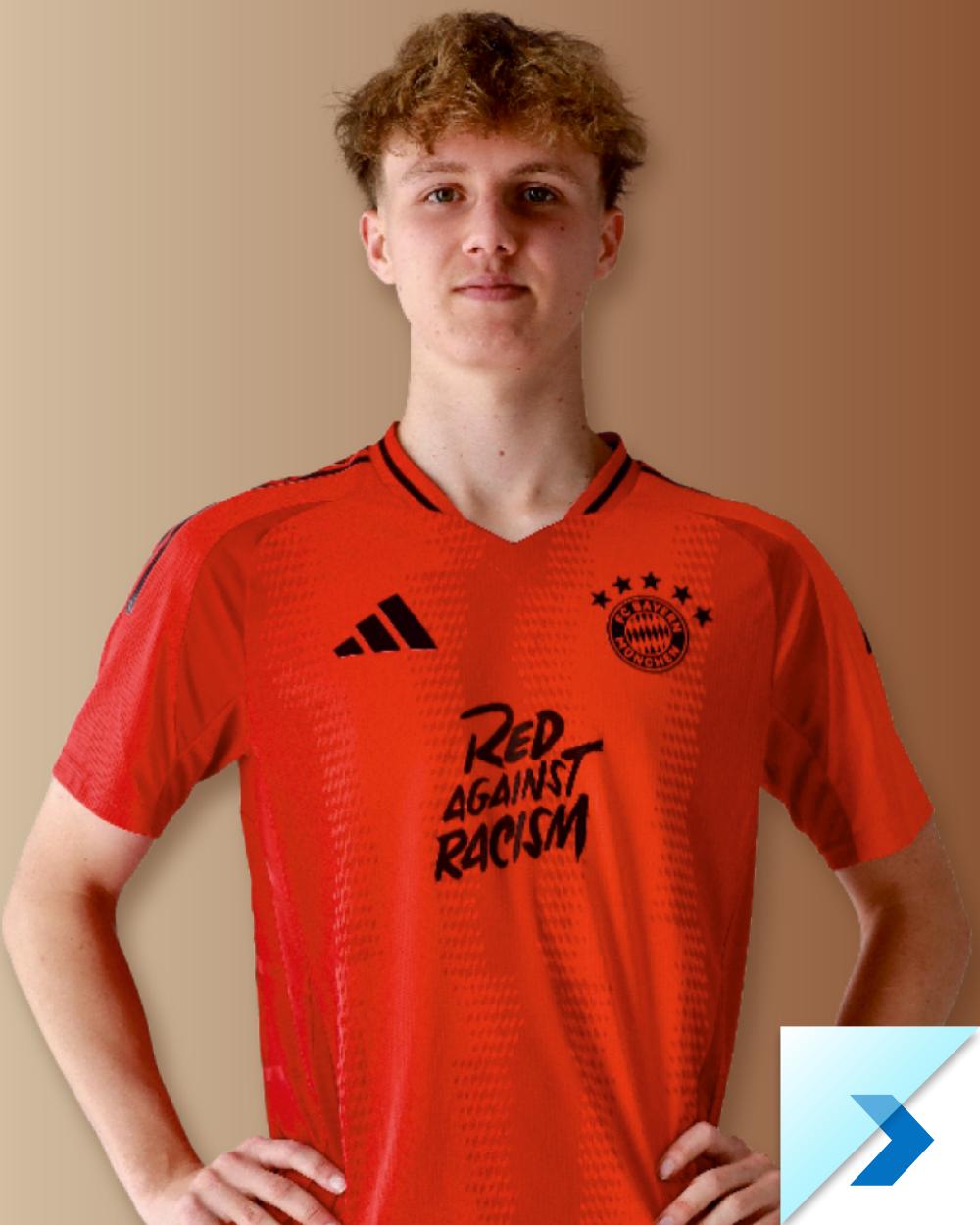 international-soccer-academy-bayern-player-07-Sanjay-Gerry-a